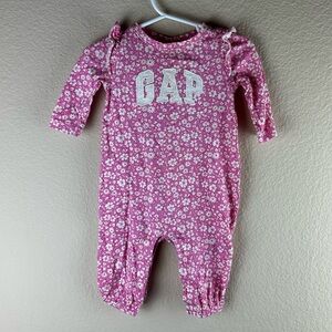 Baby Gap Pink with White Flowers One Piece Sz 3-6 Months